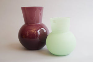 Des Pots - Cornu glazen vazen met matgroene buitenzijde 21 cm - Schreuder - kraan.shop