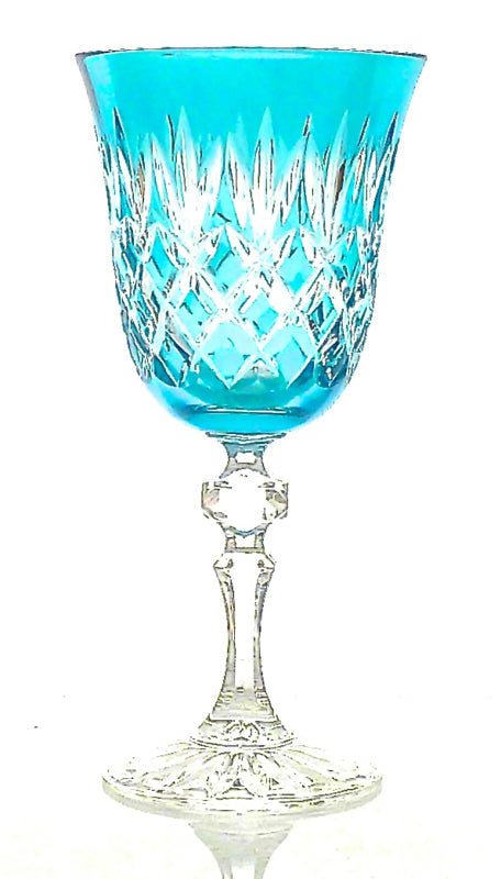 Ewa gekleurd en handgeslepen kristallen wijnglas - sea blue light - Schreuder-kraan.shop